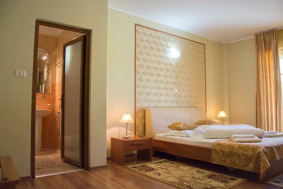 Vila Noa 호텔 Năvodari 외부 사진